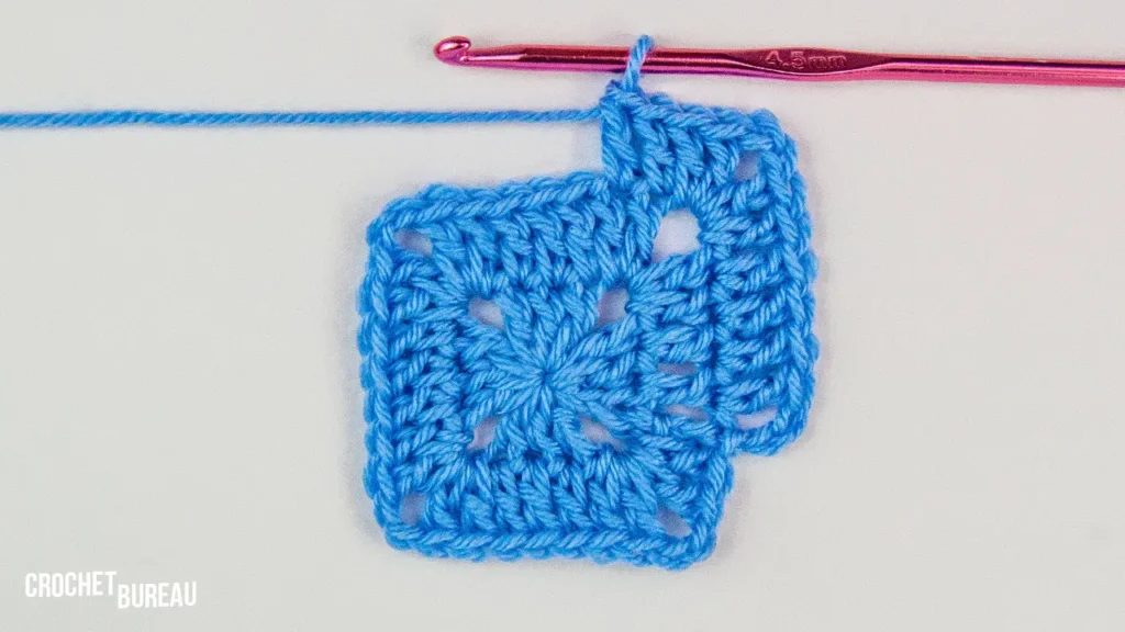 Row 3 - a solid Granny Square