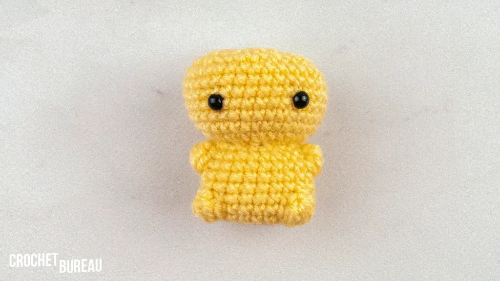 Body crochet pikachu