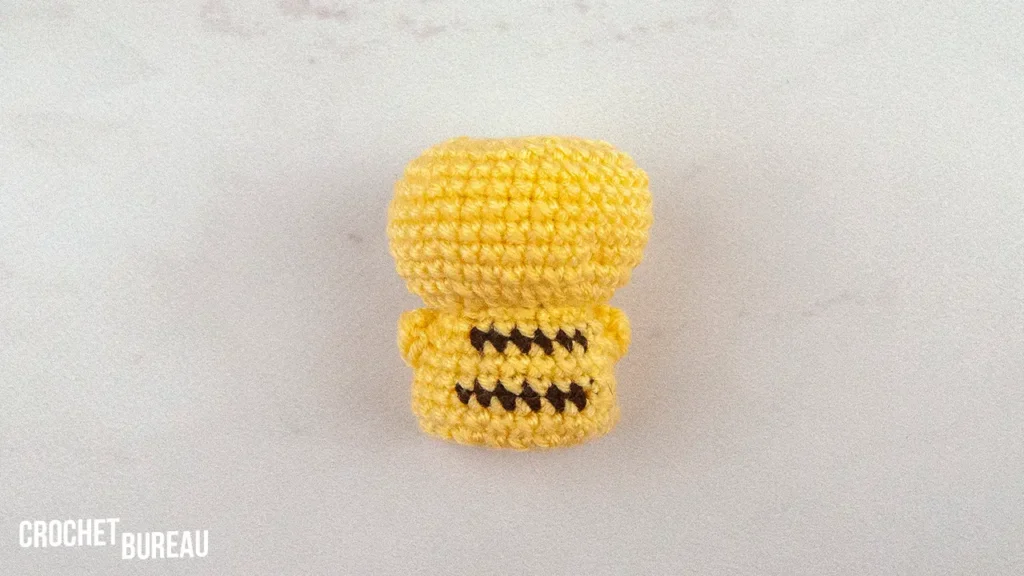 crochet pikachu Body back side